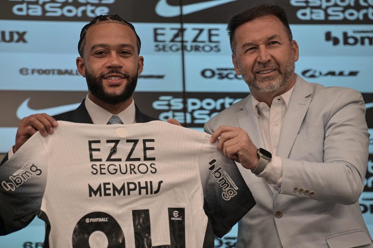 Depay affirme que les joueurs européens le suivront dans le football brésilien