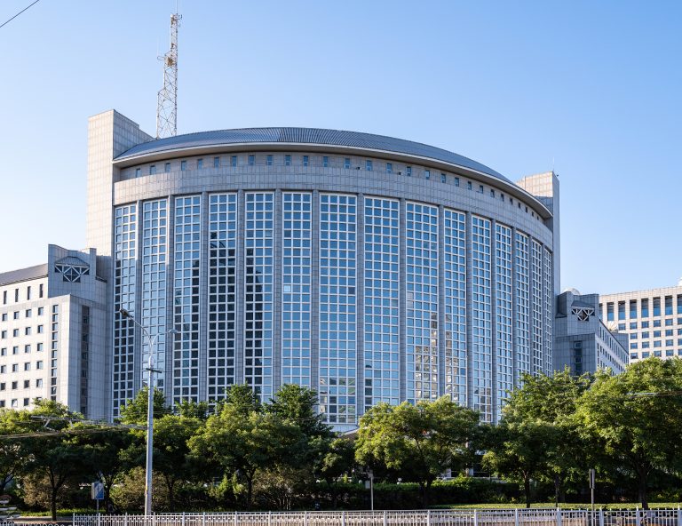 La Chine exhorte les pays développés à alléger le fardeau de la dette des pays africains