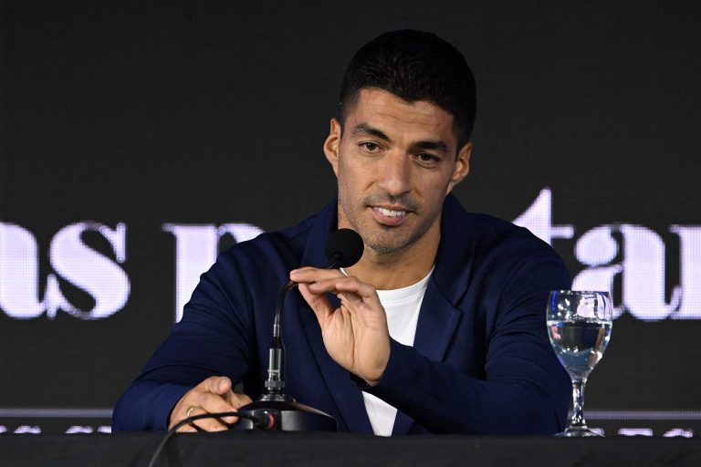 La star uruguayenne Suarez prendra sa retraite internationale vendredi