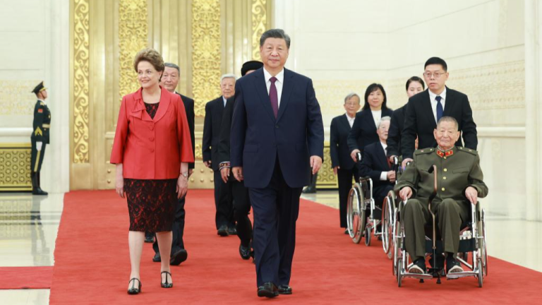 Le président Xi lance un appel au ralliement pour rendre la Chine plus forte