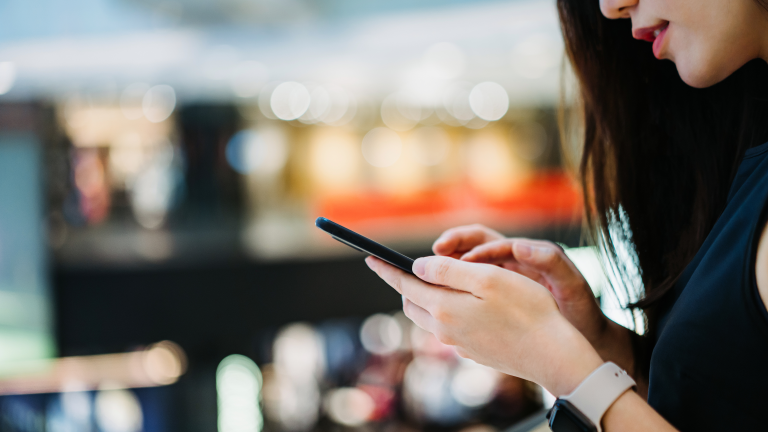 Les géants chinois de la technologie élargissent les options de paiement et de livraison