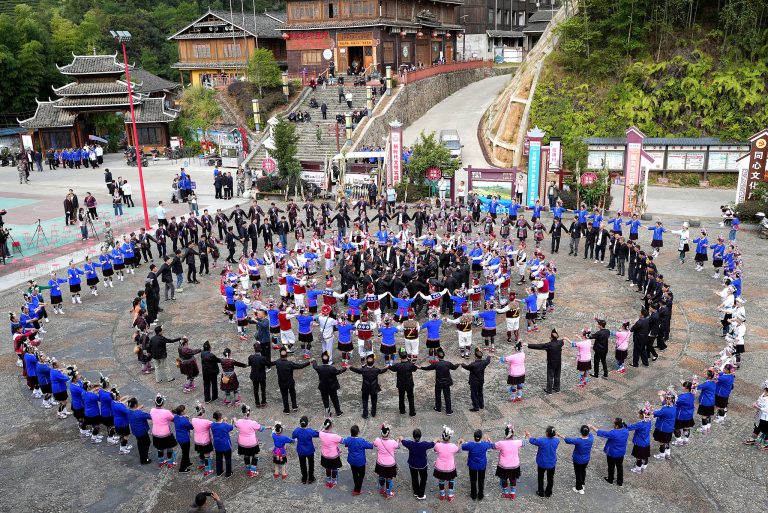 Les Dong du Guangxi célèbrent la Fête nationale avec de la danse et de la musique