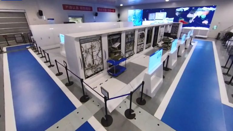 La plate-forme miroir pour les expériences de la Station spatiale chinoise est opérationnelle