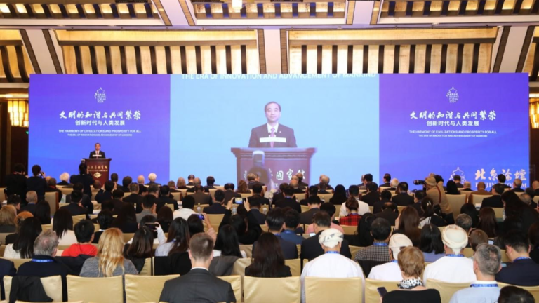 Les États-Unis sont invités à renforcer leur coopération avec la Chine en matière d&rsquo;IA