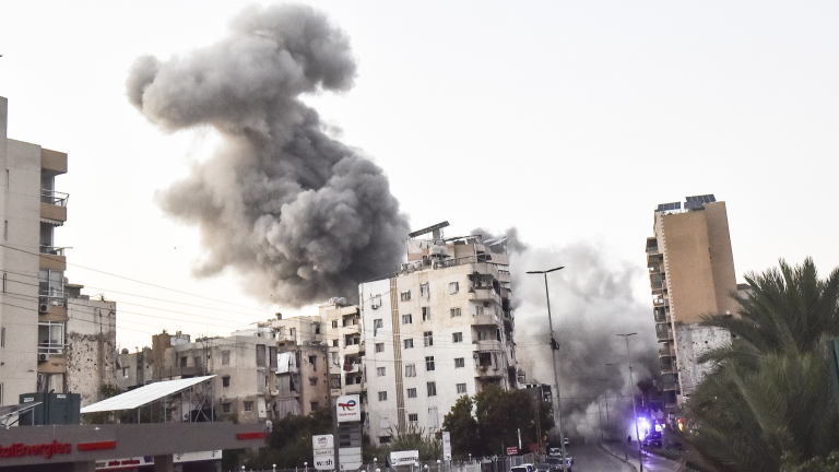 Les efforts de cessez-le-feu au Liban avancent alors qu’Israël poursuit ses frappes aériennes