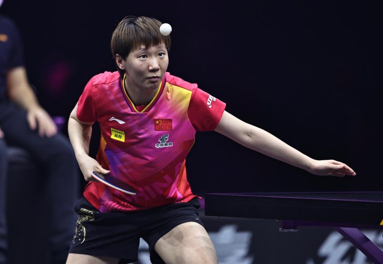 Six pagayeurs chinois accèdent aux quarts de finale des champions du WTT de Francfort