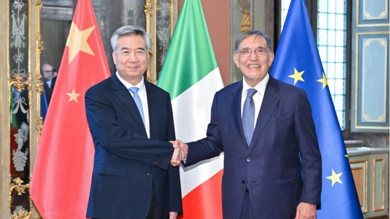 Un haut responsable chinois s&rsquo;engage à renforcer les liens avec l&rsquo;Italie