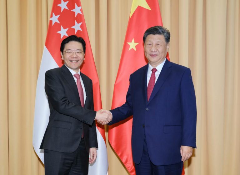 Xi exhorte la Chine et Singapour à étendre leur coopération en matière d&rsquo;IA et de développement vert