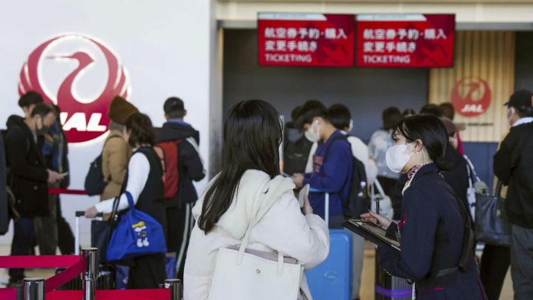Japan Airlines touchée par des piratages, retardant ses vols pendant la saison de fin d&rsquo;année
