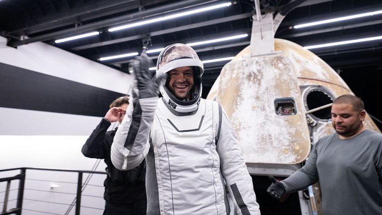 Milliardaire qui a effectué la première sortie privée dans l&rsquo;espace à la tête de la NASA