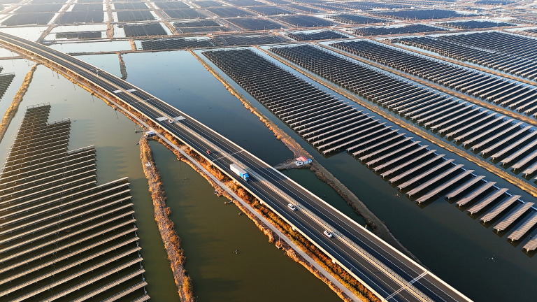 Points de vue de hauts responsables sur la conférence de travail économique clé de la Chine