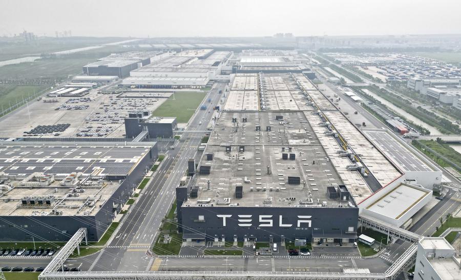Gigafactory Tesla dans la nouvelle zone de Lingang de la zone pilote de libre-échange de Chine (Shanghai), à Shanghai, dans l'est de la Chine, le 26 septembre 2023. /Xinhua