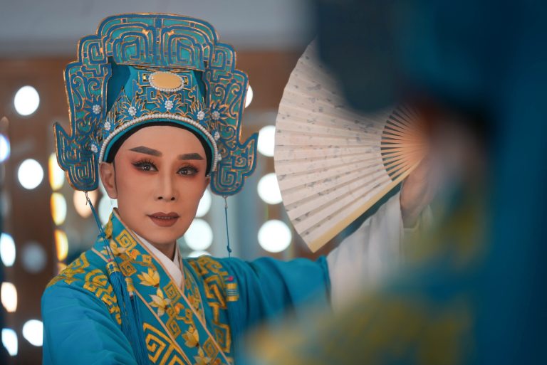 Dans les coulisses: Yue Opera