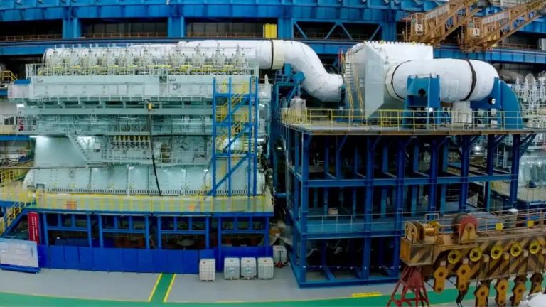 La Chine dévoile le plus grand moteur à double carburant à base de méthanol au monde