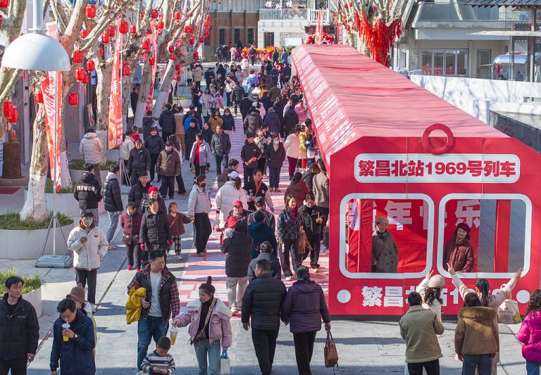 Le marché de la consommation inaugure le fort début de l&rsquo;année du serpent