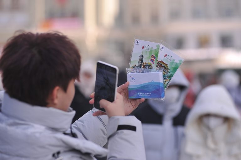Les jeux d&rsquo;hiver asiatiques enflamdent l&rsquo;économie de la glace et des neiges de la Chine