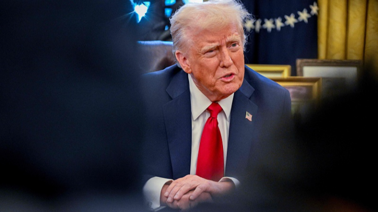 Représailles, inflation, perturbation: que prendre des tarifs Trump?