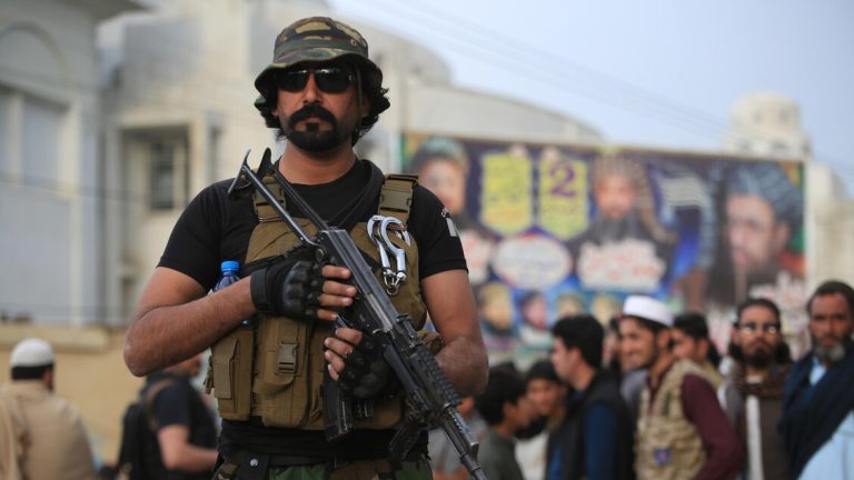 Explosion in a Pakistan Koranic school, 5 dead