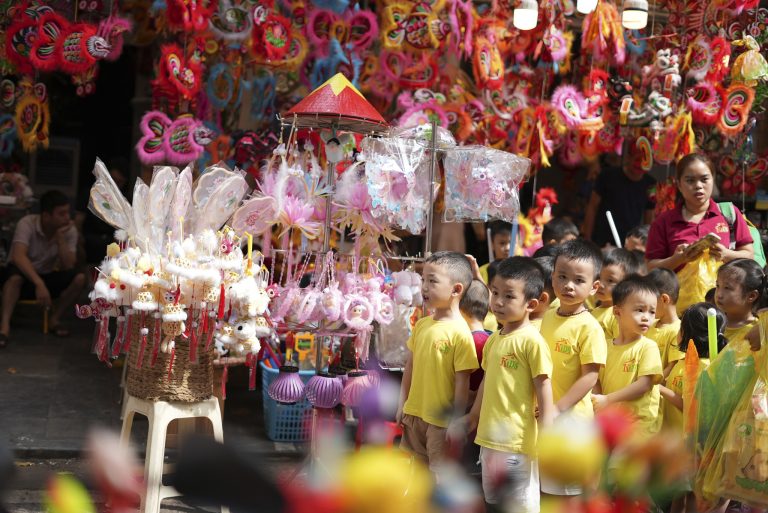 Festival du Vietnam au milieu de l&rsquo;automne: une célébration festive pour les enfants