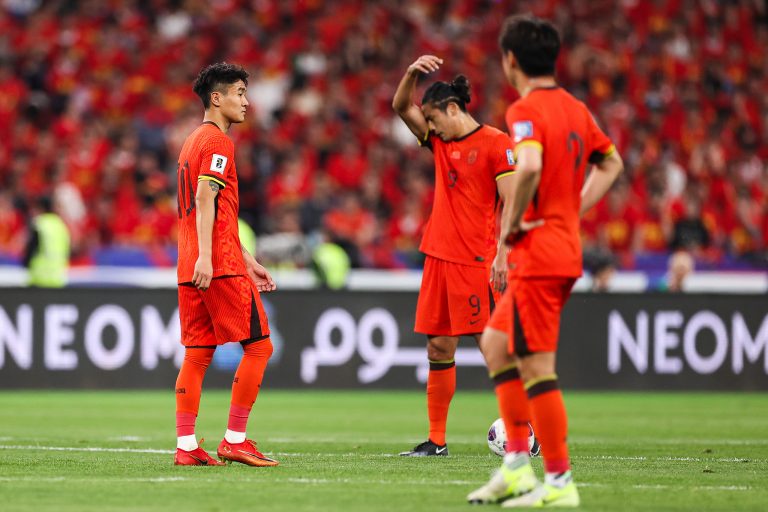 Les espoirs de la Coupe du monde chinois s&rsquo;estompent après une défaite à domicile contre l&rsquo;Australie