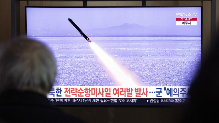 Seoul, multiple launch of North Korean ballistic missiles