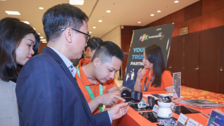 The Global Vietnam New Hub for IA and semiconductors