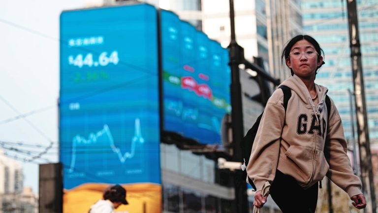 China, ‘we will not accept US blackmail, fight until the end’