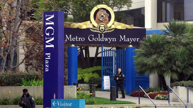 China will import less films from the USA due to duties