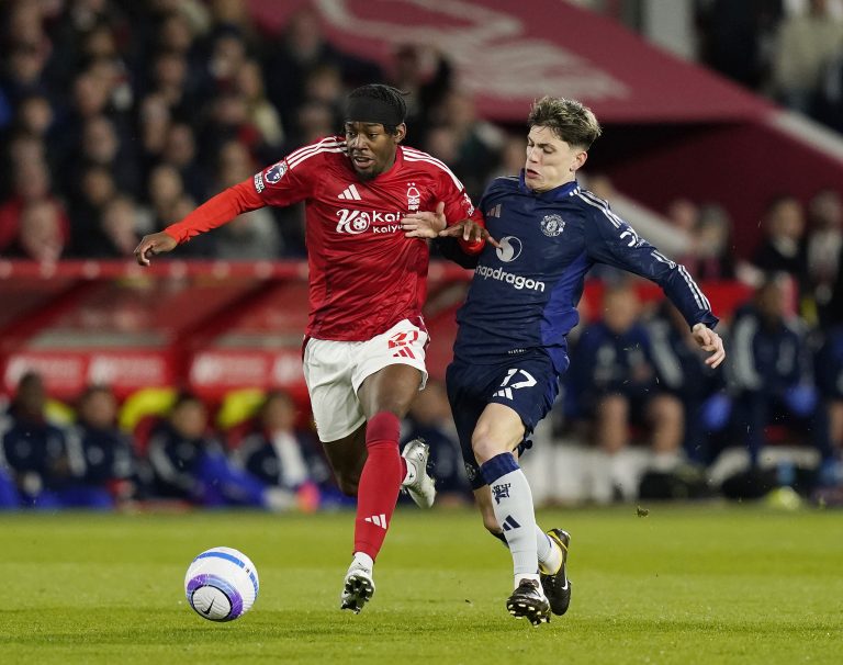 Elanga tire la forêt de Nottingham à la victoire sur Manchester United