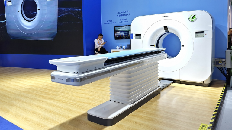 La Chine lance une sonde antidumping sur les tubes CT médicaux de nous, Inde