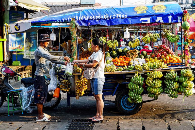La popularité des fruits cambodgiens en Chine souligne les liens de croissance