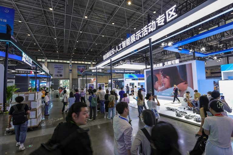 Les institutions étrangères renforcent la confiance dans le marché chinois