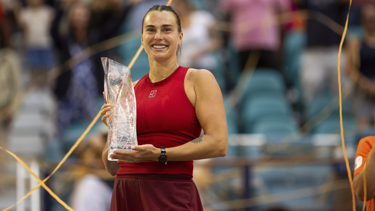 N ° 1 mondial Sabalenka coule Pegula pour gagner Miami Open