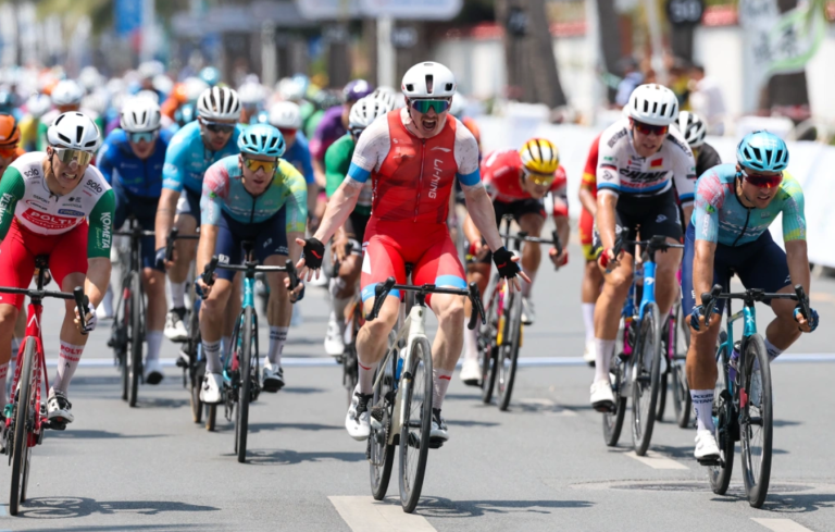 Salby remporte la 5e étape de la tournée de Hainan, Tsarenko affirme le titre global