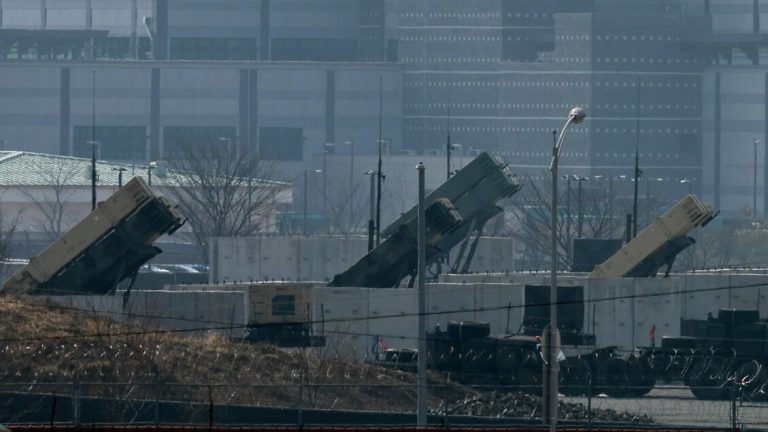 Seoul, Warnings against North Korean soldiers