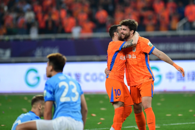 Shandong Thrash Shenzhen, montez au sommet de la super ligue chinoise