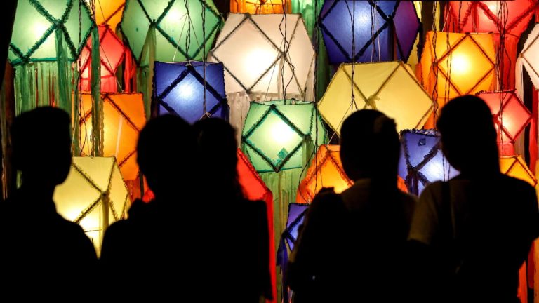 Sri Lanka, ‘Buddha’ tooth exposed for first time for 16 years