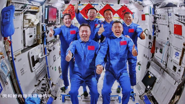 3 Chinese astronauts return to the ground after 6 months in space