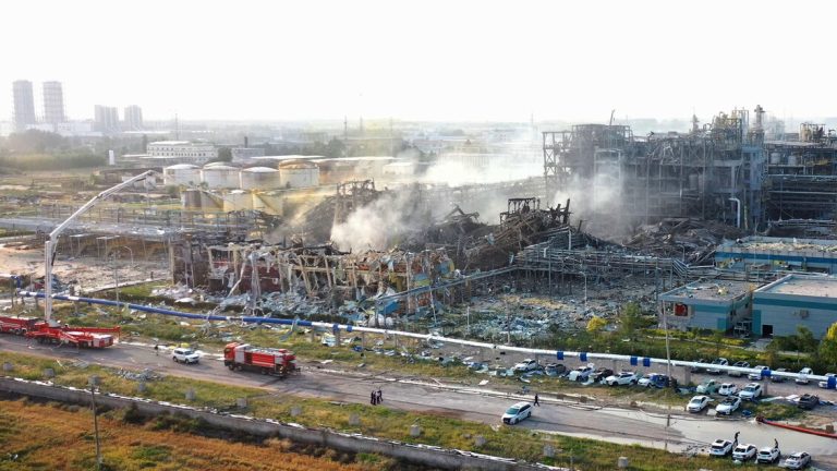 Five explosion dead in a chemical factory in China