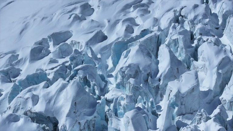 Première enquête du glacier de l&rsquo;espace à l&rsquo;espace en Chine en cours à Xizang