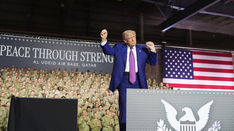 Trump affiche des méga-decels avec les États du Golfe. Mais cela aidera-t-il à la maison?