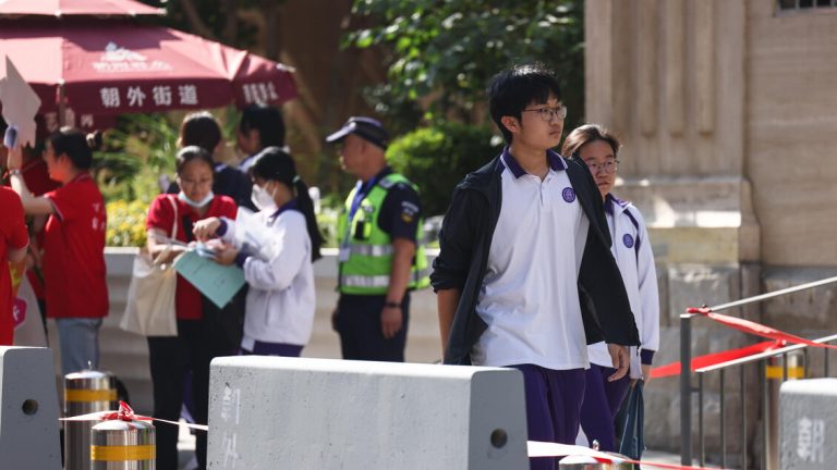 China, 13.5 million students for the tough Gakao exam