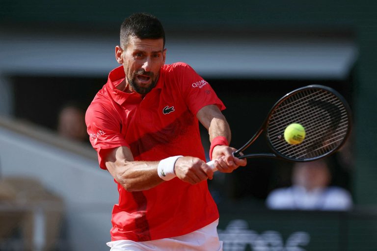 Djokovic remporte sa 100e victoire en carrière en français après avoir martelé Norrie