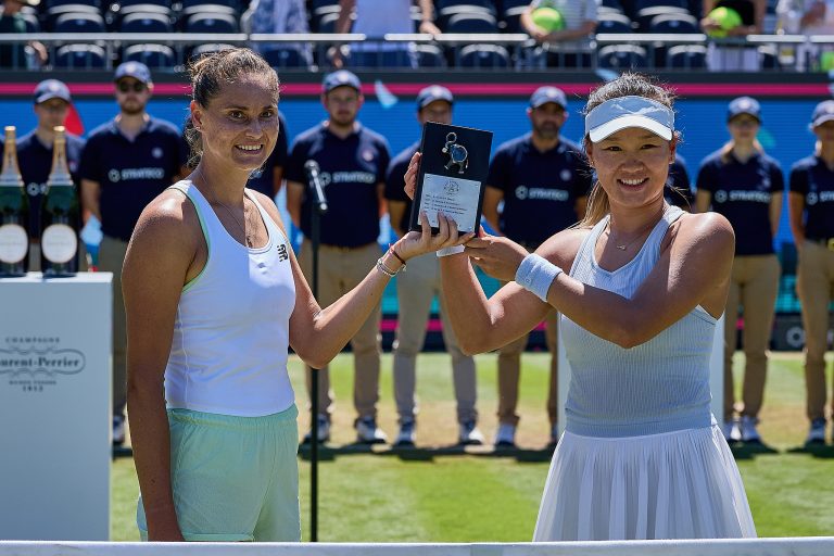 Guo Hanyu, Alexandra Panova capture le titre de double féminin de Bad Homburg