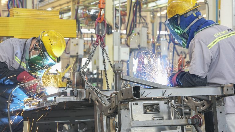 Les contrats PMI de fabrication de Caixin Chine en mai