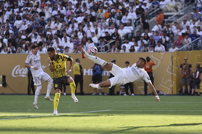 Real Madrid Edge Dortmund 3-2 en quarts de finale de la Coupe du monde Club