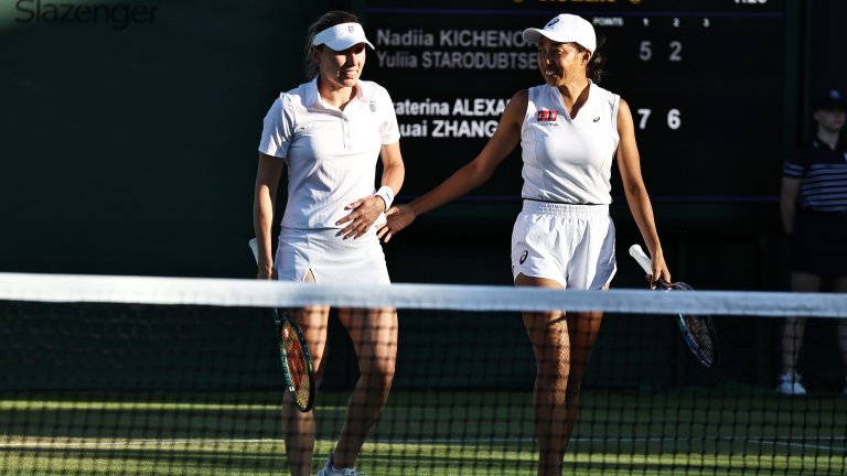 Zhang & amp; Alexandrova avance au dernier 32, Wang & amp; Zheng a éliminé