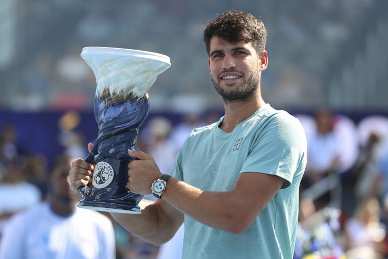 Alcaraz remporte l&rsquo;ATP Cincinnati Open après la retraite du pécheur en raison d&rsquo;une maladie