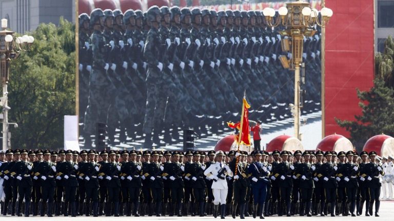 Kim in China, unpublished debut with XI and Putin on Piazza Tiananmen