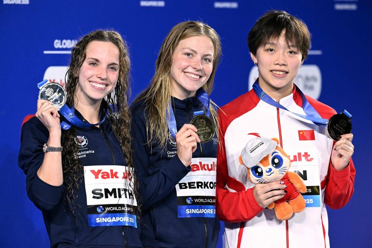 La Chine ajoute 2 bronzes, Popovici établit des championnats du monde 100m Marque gratuite